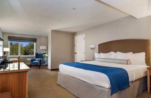 Westbrook Center Resort | Water's Edge Resort & Spa May 23, 2025 - May 30, 2025