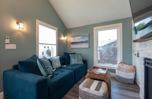Portsmouth House | Water Views from nearly every room 3BR 3BA