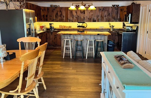 Alton Bay House | Waterfront 3-bed Lake House in Alton Bay