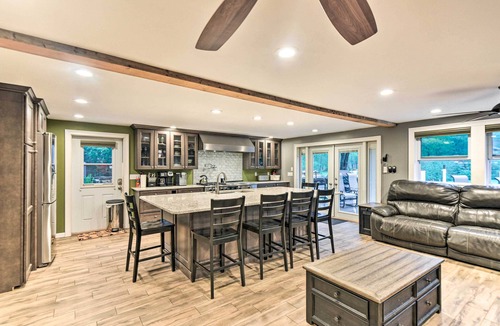 Ashland House | Waterfront Ashland Home ~ 2 Mi to Downtown!