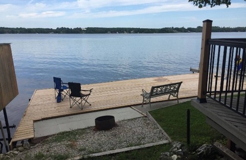 South Bruce Peninsula Cottage | Waterfront Cottage on Desirable Lake - 15min Drive to Sauble Beach