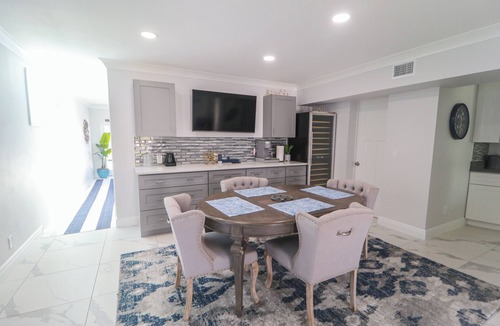 Ruskin House | Waterfront Elegance