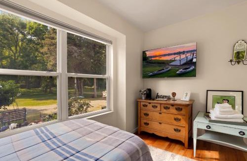 Stonington House | Waterfront Estate w Hot Tub, Dock & Kayaks