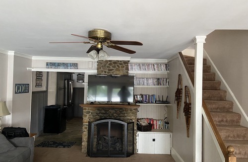 Winnisquam House | WaterFront family friendly home on Lake Winnisquam!