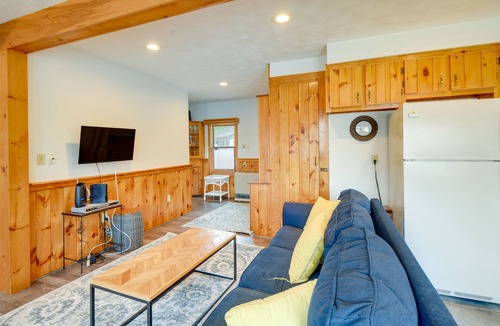 Gray House | Waterfront Gray Home w/Furnished Deck & Fire Pit!