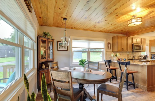 Fort Ann House | Waterfront Haven Bi-Level Lakefront Deck/Game Cntr