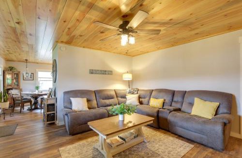 Fort Ann House | Waterfront Haven Bi-Level Lakefront Deck/Game Cntr