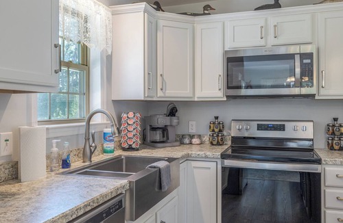 Gouldsboro House | Waterfront Hot Tub Kids Playscape Kayaks Pet Friendly Mini Resort with A/C