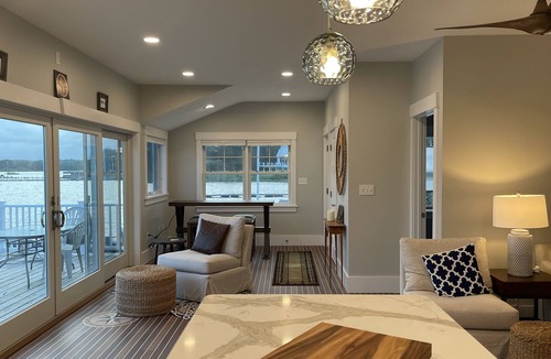 Dartmouth House | Waterfront Living on Padanaram Harbor
