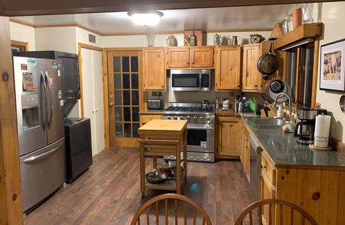 Wilmington Cabin | Waterfront Lodge Ideal for Water Activities in Wilmington, NY