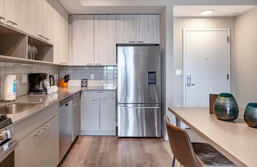 Stamford Apartment | Waterfront Luxury Living in Harbor Point