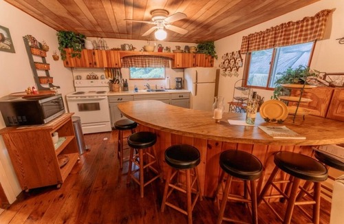 South Casco Cabin | Waterfront Maine cottage! Next to Sebago Lake State Park!