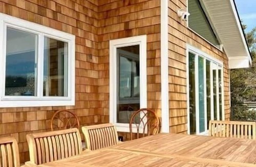 Hampton Bays House | Waterfront | Minutes to US Open| Private Water Access