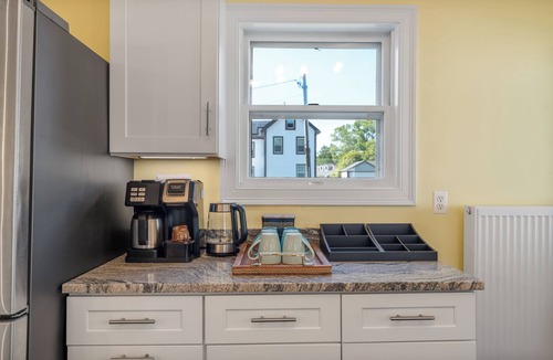 Tiverton House | Waterfront Oasis w/Private Pool & EPIC Views - Sakonnet Sunset Manor, Tiverton