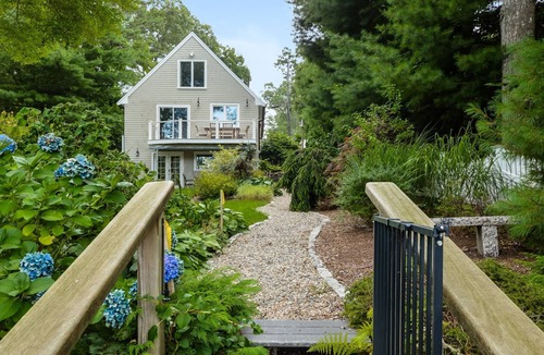 East Falmouth House | Waterfront Paradise in Falmouth