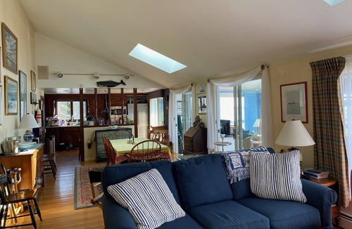 New Harbor House | Waterfront, Pool, Hot Tub, Decks, Beach, Sunsets