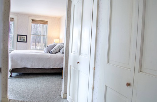 Waitsfield House | Waterfront, Swimming Hotspot, Private Down Town Location, Farmhouse
