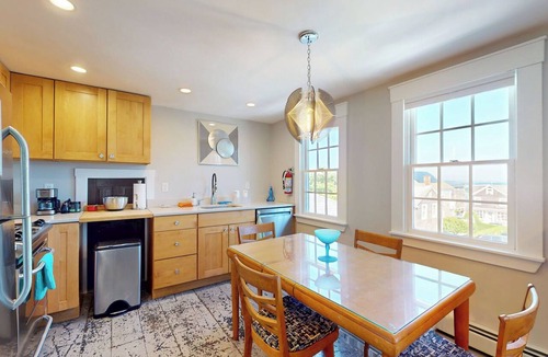 Provincetown Condo | WaterView Cottage, West End-Steps to Beach , Prv Deck & Garden, Internet, Pkg