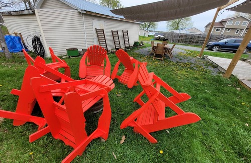 Howe Island Cottage | We invite you to enjoy cozy cottage on Howe Island.