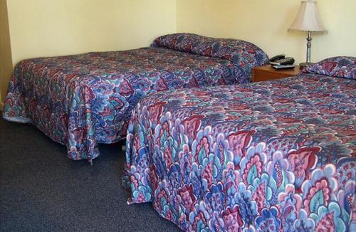 Lanesborough Hotel | Weathervane Motel Lanesboro