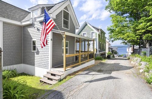 Weirs Beach House | Weirs Beach Cottage - Lake Winnipesaukee Escape