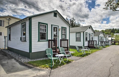 Laconia Cabin | Weirs Channel Cottage w/Beach Access!