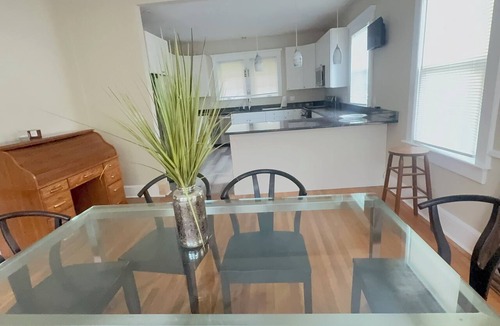 Long Branch House | Welcome-Spacious & Peaceful 4-Bedroom Shore Home Near Beaches in Long Branch