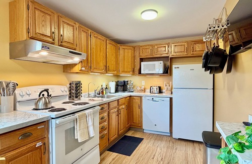 Otego House | Welcome to 7th Inning Stretch, a cozy and charming retreat in upstate New York. 8 minute drive to Cooperstown All Star Village. Perfect for baseball families, relaxing getaways, family visits or a weekend escape. All Star Village WEEK 1 avail