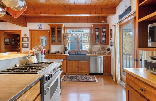 York Harbor House | Welcome to Feel The Breeze! New Rental in York!