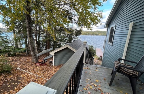 New Durham House | Welcome to our Lakehouse-nestled just steps away from pristine Merrymeeting Lake