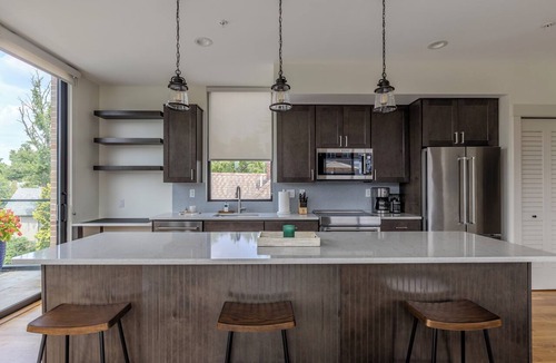 Princeton Apartment | Welcome to Princeton's finest 2 bed+2bath located in the heart of downtown!