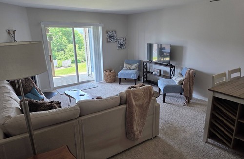 Laconia Condo | Welcome to Sully & Dorothy's Happy Place