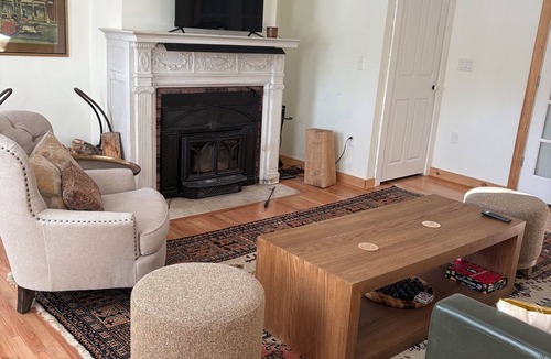 Lee Apartment | Welcome to the Berkshire Weekender