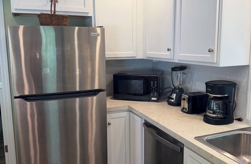 Madison Cottage | Welcoming 1-Bedroom Cottage in Charming Madison is One Mile to Town and Beach!