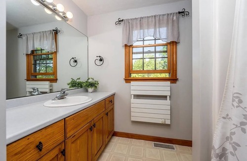 Dennis House | Well Appointed Home Abutting Conservation Close to Town and Beaches! (2364)