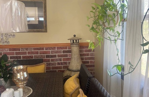 Sidney House | Wellness Gardens Retreat