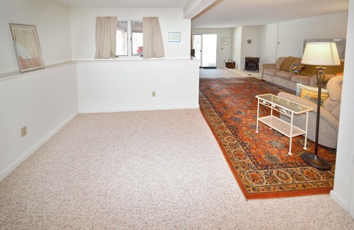 Grantham Condo | West Cove Condo in Eastman