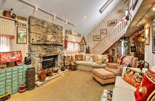 West Dover House | West Dover Vacation Rental w/Hot Tub Near Mt Snow