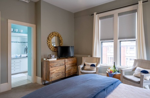 West End Bed & Breakfast | West End Collection at 146 Pine