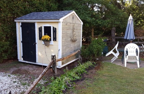 West Falmouth House | West Falmouth-3 Bd, close to Shining Sea Bikeway, pet friendly!