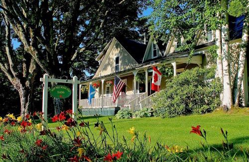 Warren Bed & Breakfast | West Hill House B&B in Mad River Valley