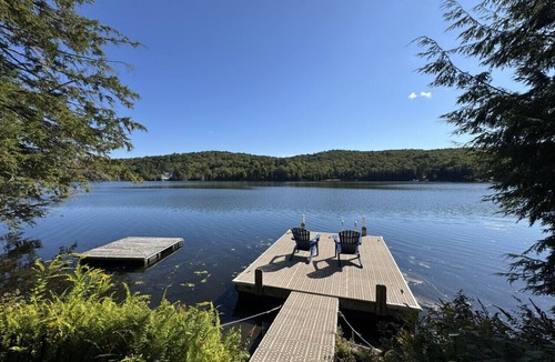 Wilmington House | West Lake Cottage Lake Raponda Cottage- Dock, Kayaks, Paddleboard