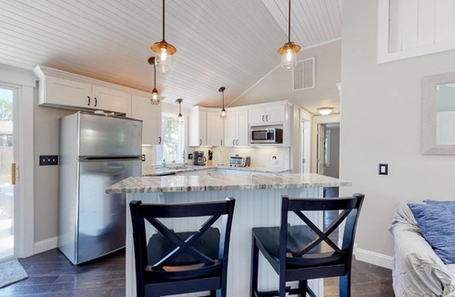 West Yarmouth House | West Yarmouth Escape