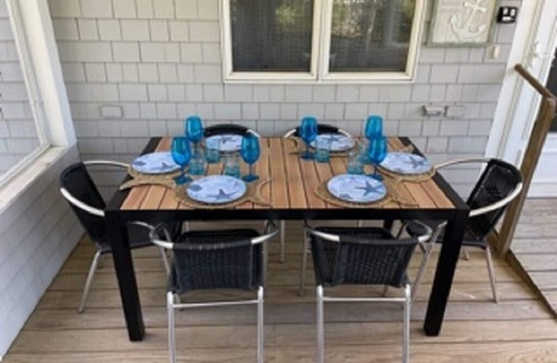 West Yarmouth House | West Yarmouth Home with Private Beach & Your Own Parking Spot
