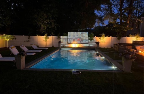 Westport House | Westport Dream Home 6 Bedroom/5 Bathroom Pool and Jacuzzi Steps to town