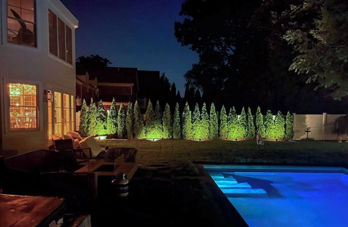 Westport House | Westport Dream Home 6 Bedroom/5 Bathroom Pool and Jacuzzi Steps to town