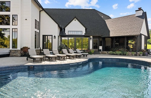Goshen House | Whispering Estate – A Romantic Countryside Escape