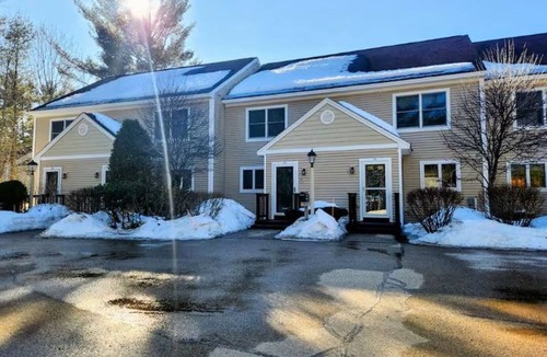 North Conway House | White Mountain Retreat - spacious 2BR 2BA with additional sleeping space