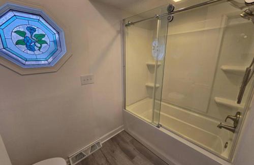 Streetsboro House | White Tail Run At Heron Hill Retreat Hot Tub Lake!