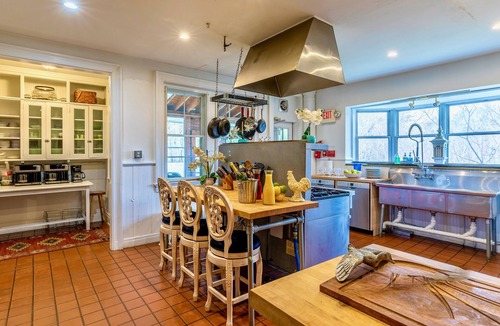 Manchester Hotel | Wilburton Inn